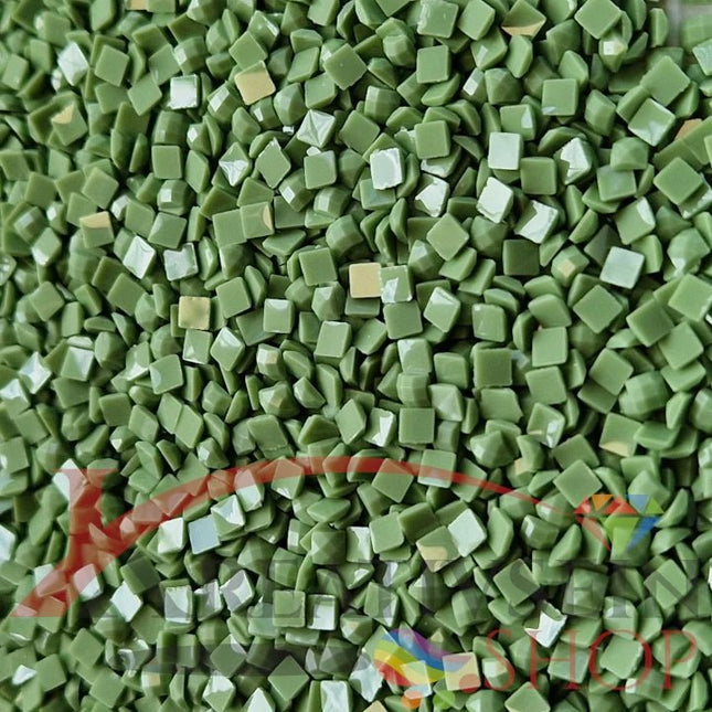 DMC 368 Pistachio Green LT - eckige Steine - Diamond Painting