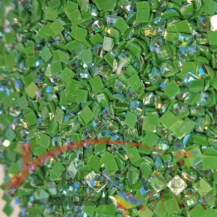 DMC 701 Christmas Green LT - eckige Steine - Aurora Borealis (AB) - Diamond Painting