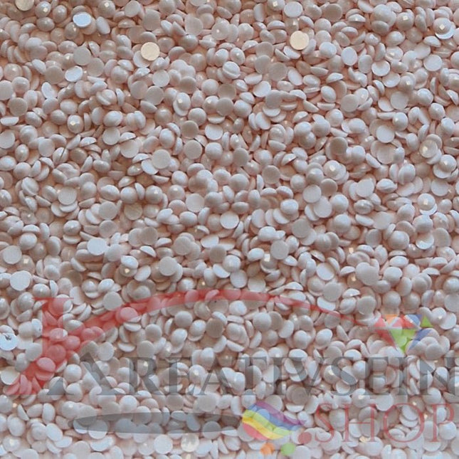 DMC 819 Baby Pink LT - runde Steine - Diamond Painting