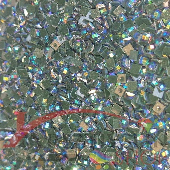 DMC 890 Pistachio Green ULT DK - eckige Steine - Aurora Borealis (AB) - Diamond Painting