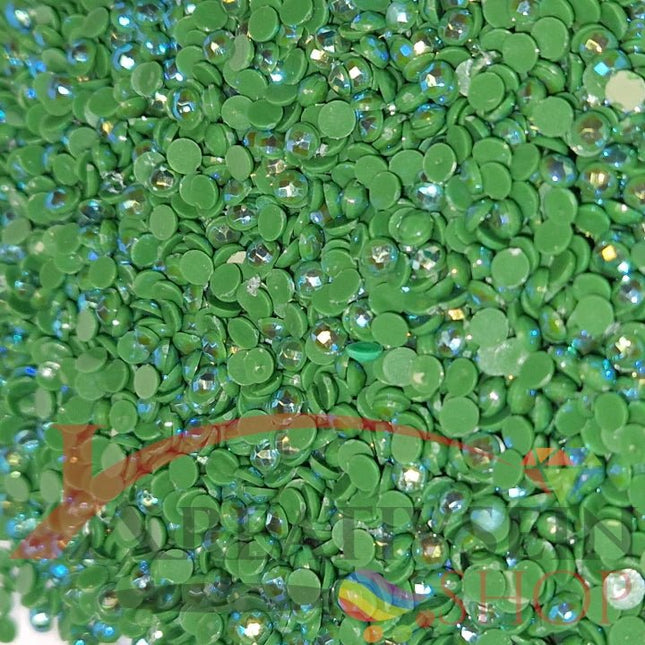 DMC 904 Parrot Green VY DK - runde Steine - Aurora Borealis (AB) - Diamond Painting