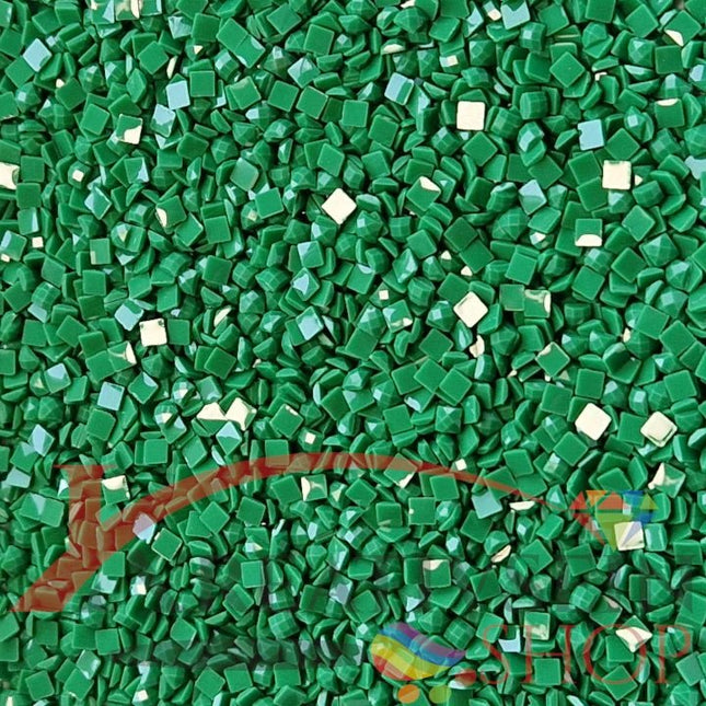 DMC 910 Emerald Green DK - eckige Steine - Diamond Painting